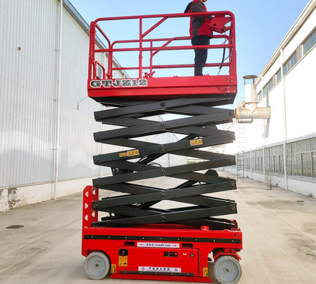 信宜自行走移动式升降机