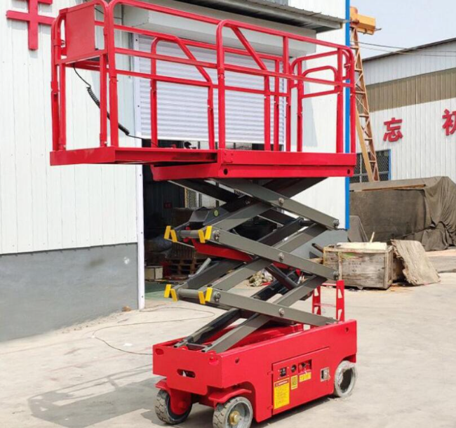 信宜移动剪叉式升降机